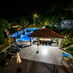 Kameni Dvori - Family With Pool & Jacuzzi For 8 * Imotski