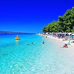 Kameni Dvori - Family With Pool & Jacuzzi For 8 *